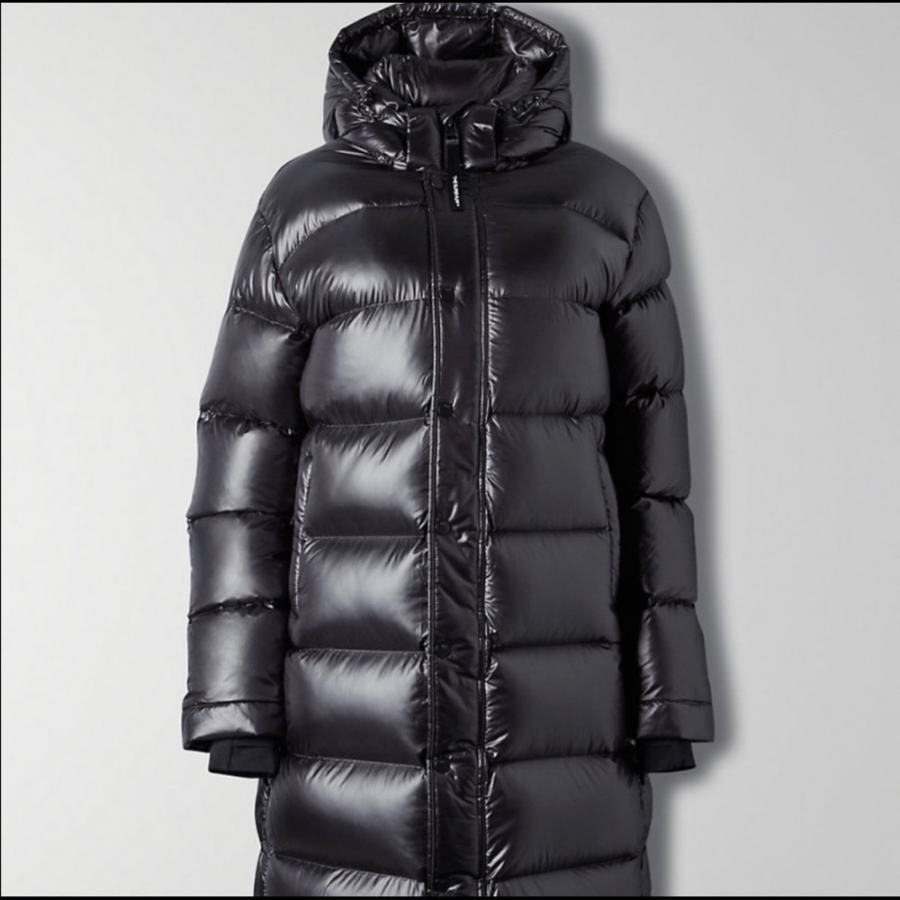 ARITZIA TNA THE SUPER PUFF LONG